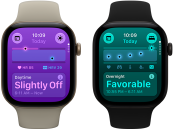 Два пристрої Apple Watch Series 12: алюмінієвий корпус світло-золотистого кольору, денні показники дещо відхиляються від норми, коронка Digital Crown, спортивний ремінець пісочного кольору, алюмінієвий корпус чорного кольору, нічні показники в нормі, коронка Digital Crown, чорний спортивний ремінець