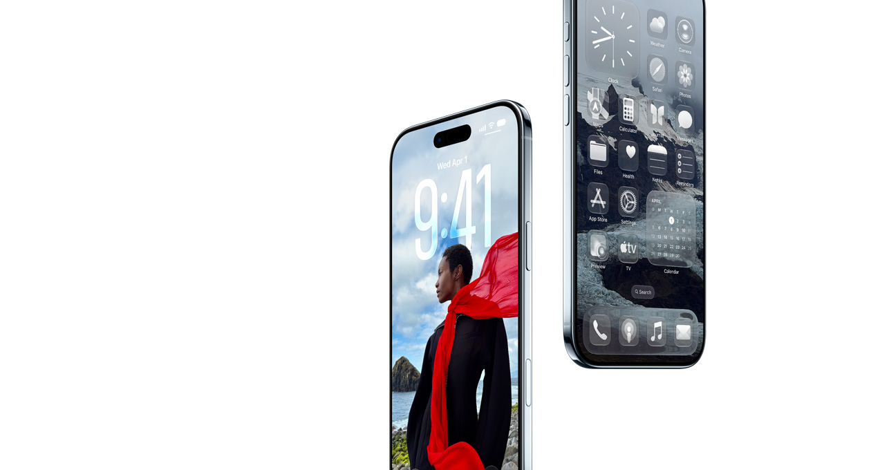 Dos dispositivos iPhone Air flotan en el aire en ángulo, uno muestra la pantalla de bloqueo y el otro la pantalla de inicio con apps como Mapas, Música y Apple TV.