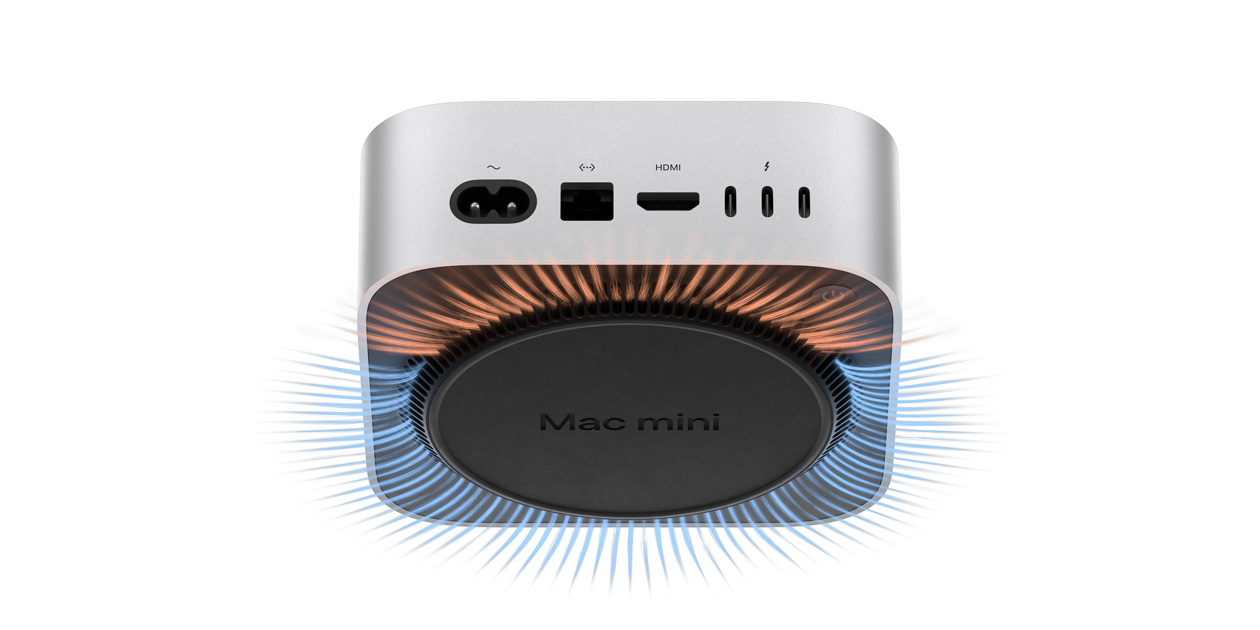 Mac mini 的底部，展示鋁金屬機身內部的散熱和通風系統